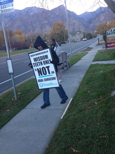 Trooth.Com Picketer - November 2, 2012